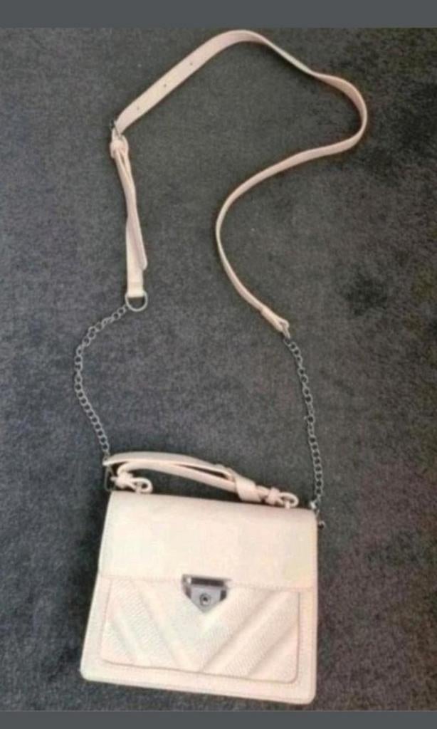 Schoudertas nieuw crème, Ophalen of Verzenden, Nieuw, Overige kleuren, Schoudertasje