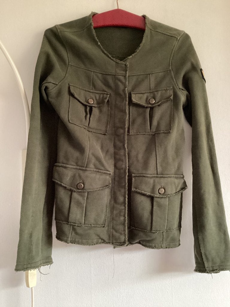 Zara legergroen jasje Maat S € 20,00., Zara, Nieuw, Ophalen of Verzenden, Maat 36 (S)