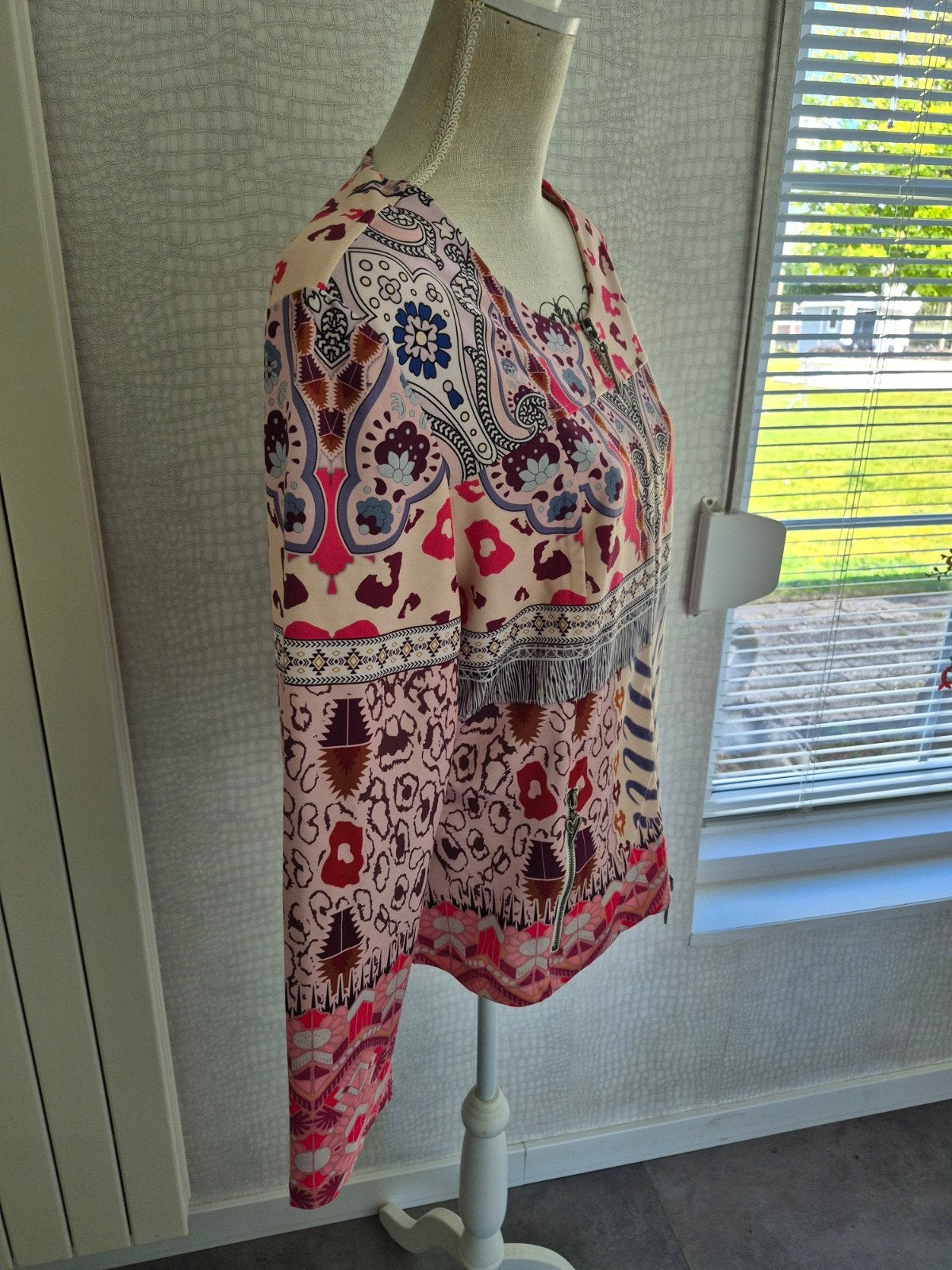 Missy Jasje XXL - Roze met Levendig Patroon en Dubbele Rits, Maat 46/48 (XL) of groter, Nieuw, Missy, Ophalen of Verzenden