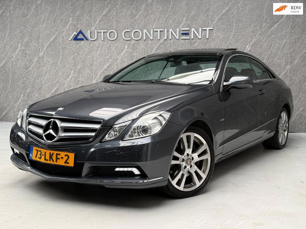 Mercedes-Benz E-klasse Coupé 350 CGI 293 PK / Panorama, Auto's, Automaat, Euro 5, Achterwielaandrijving, Zwart