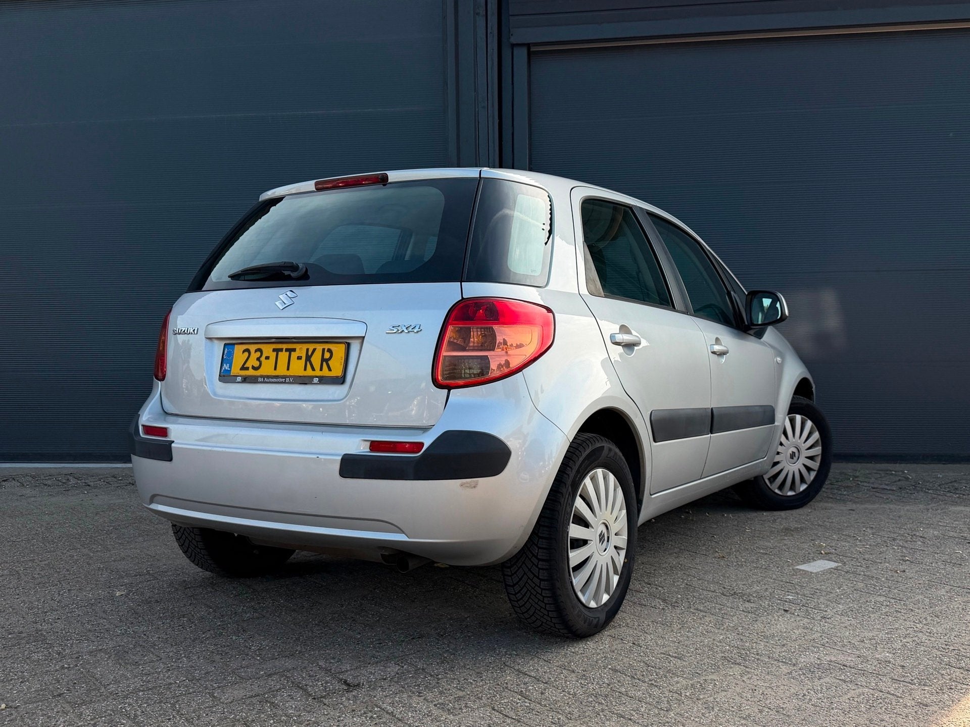 Suzuki SX4 1.6 Comfort | Automaat | Airco | CarPlay |, Auto's, Gebruikt, 4 cilinders, 49 €/maand, Origineel Nederlands