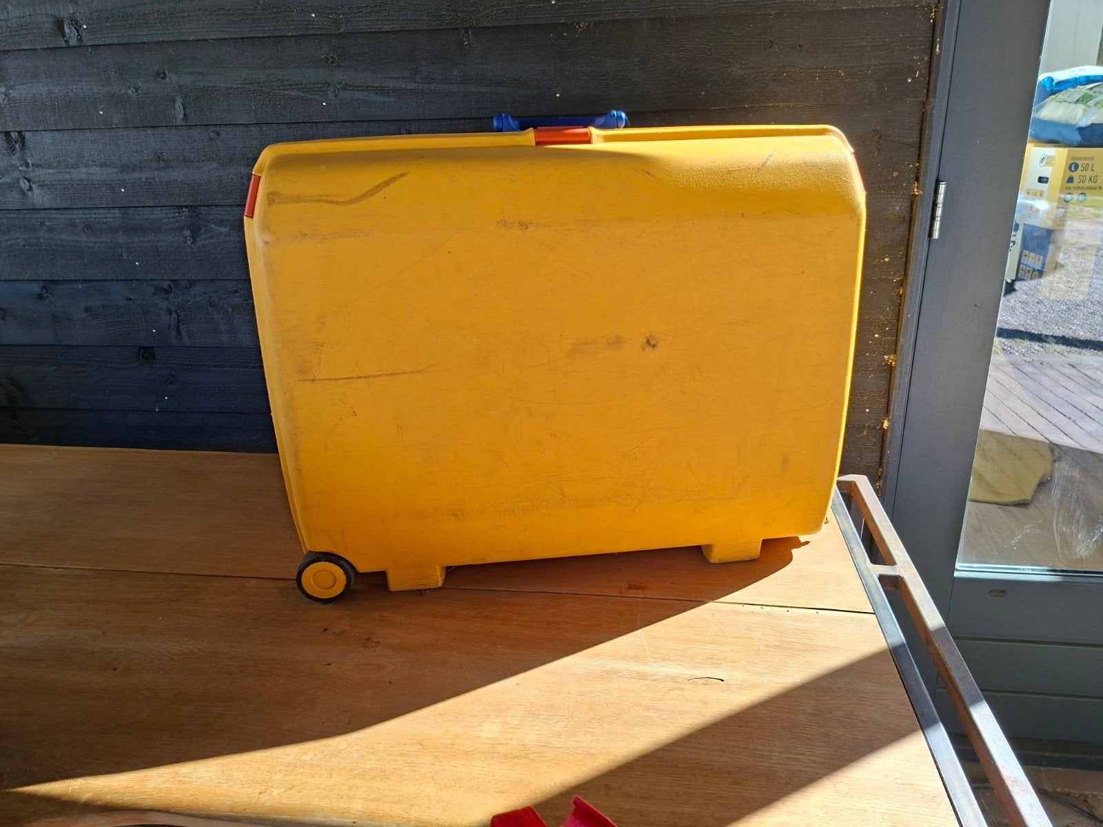 Samsonite reiskoffer afsluitbaar, Ophalen, Gebruikt, Hard kunststof, Wieltjes