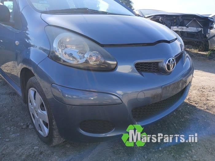 Voorbumper van een Toyota Aygo, Auto-onderdelen, Gebruikt, -, -, Ophalen of Verzenden