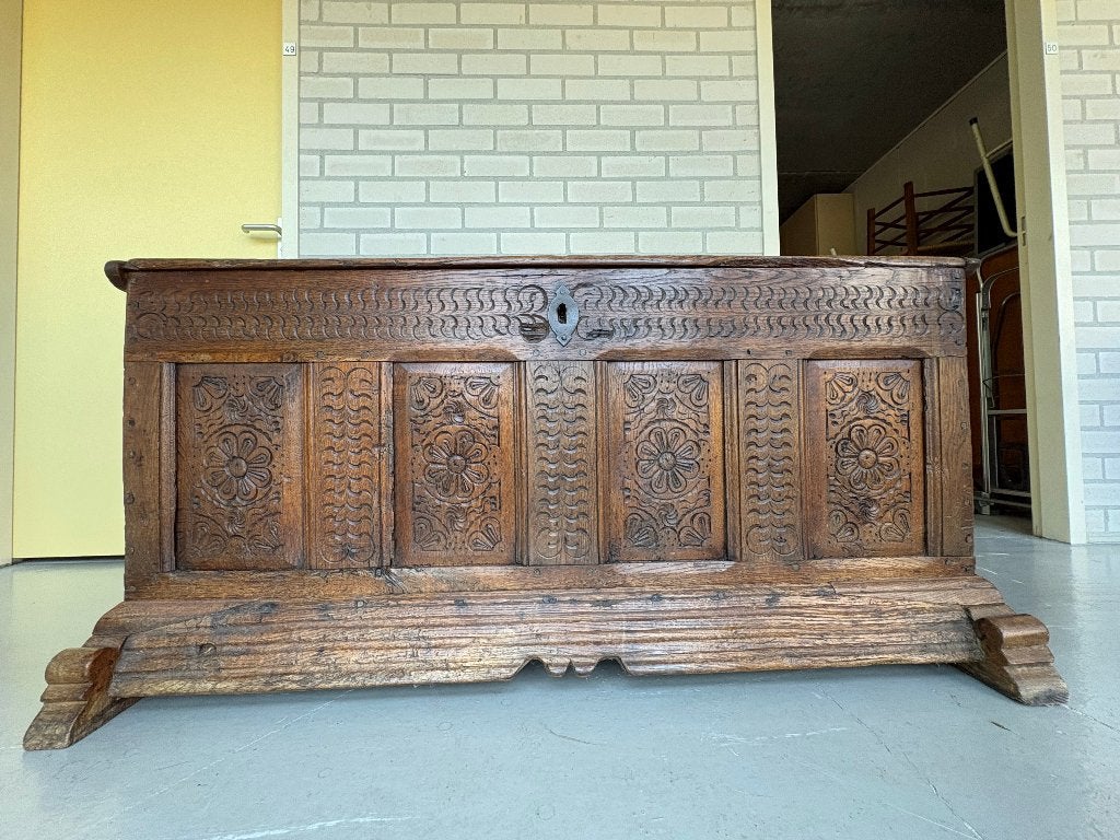 Mooie antieke kist, Antiek en Kunst, Ophalen of Verzenden