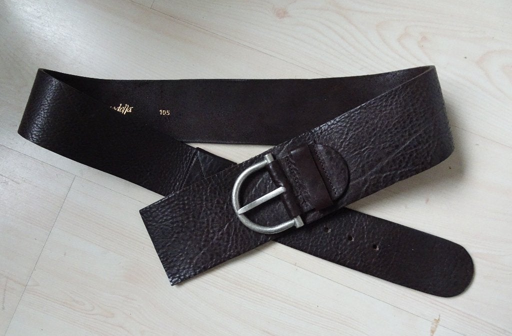 LEREN RIEM VAN ESMODELLA 105 CM, ESMODELLA, Heupriem, Ophalen of Verzenden, Zo goed als nieuw