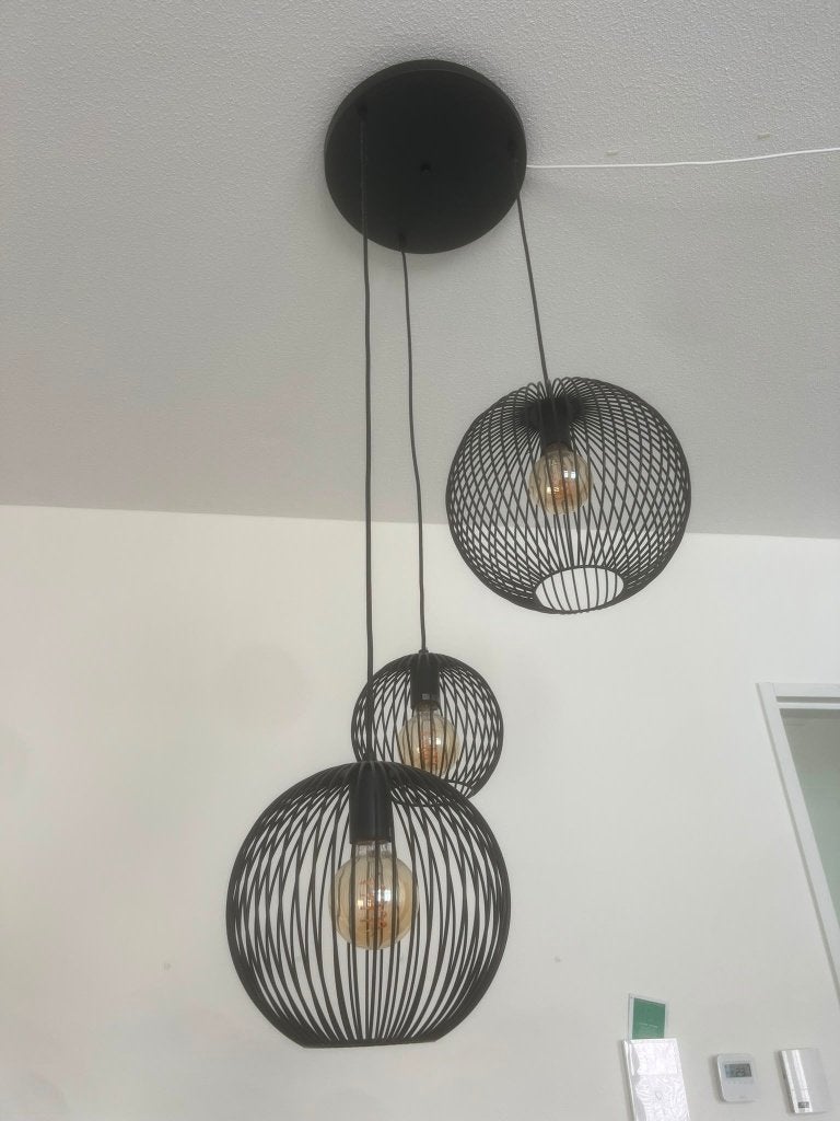 Hanglamp met 3 lichtpunten (Model Nikki), Huis en Inrichting, Lampen | Hanglampen, Ophalen, Zo goed als nieuw, Metaal, E27 (groot)