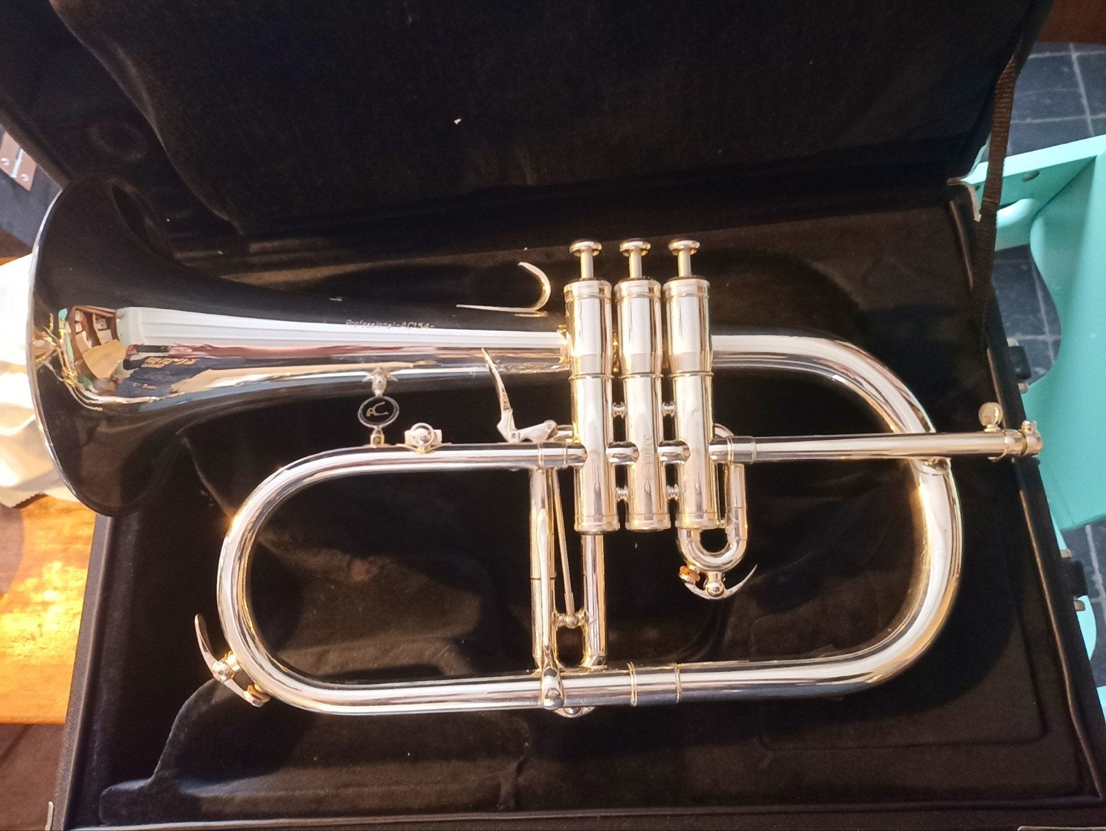 Courtois Flugelhorn AC154 professional verzilverd, Muziek en Instrumenten, Ophalen of Verzenden, Zo goed als nieuw, Koperblazer
