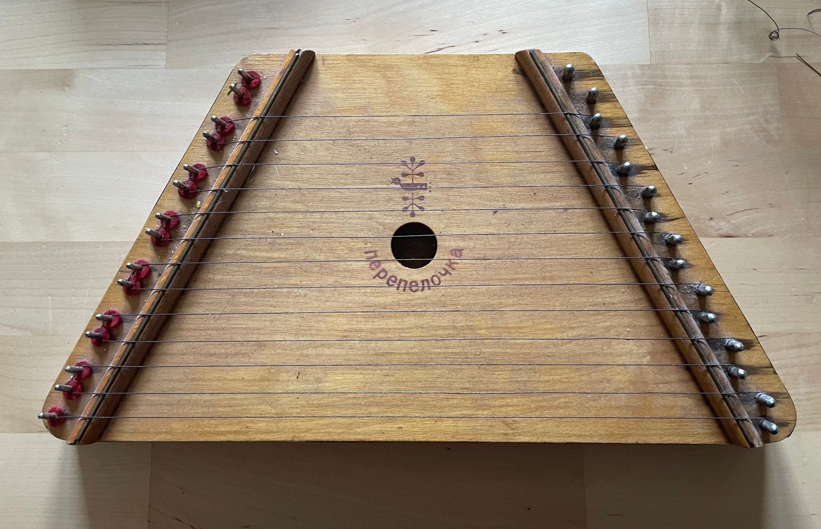 Vintage Sovjet kindergoesli, schootharp, Muziek en Instrumenten, Snaarinstrumenten | Harpen, Ophalen of Verzenden, Gebruikt