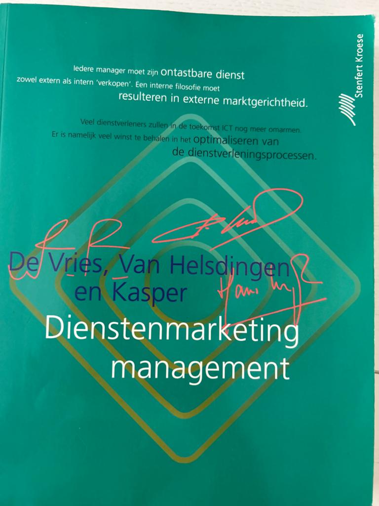 Dienstenmarketing Management - De Vries, Van Helsdingen, Kas, Boeken, Ophalen of Verzenden, Gamma, Zo goed als nieuw, HBO