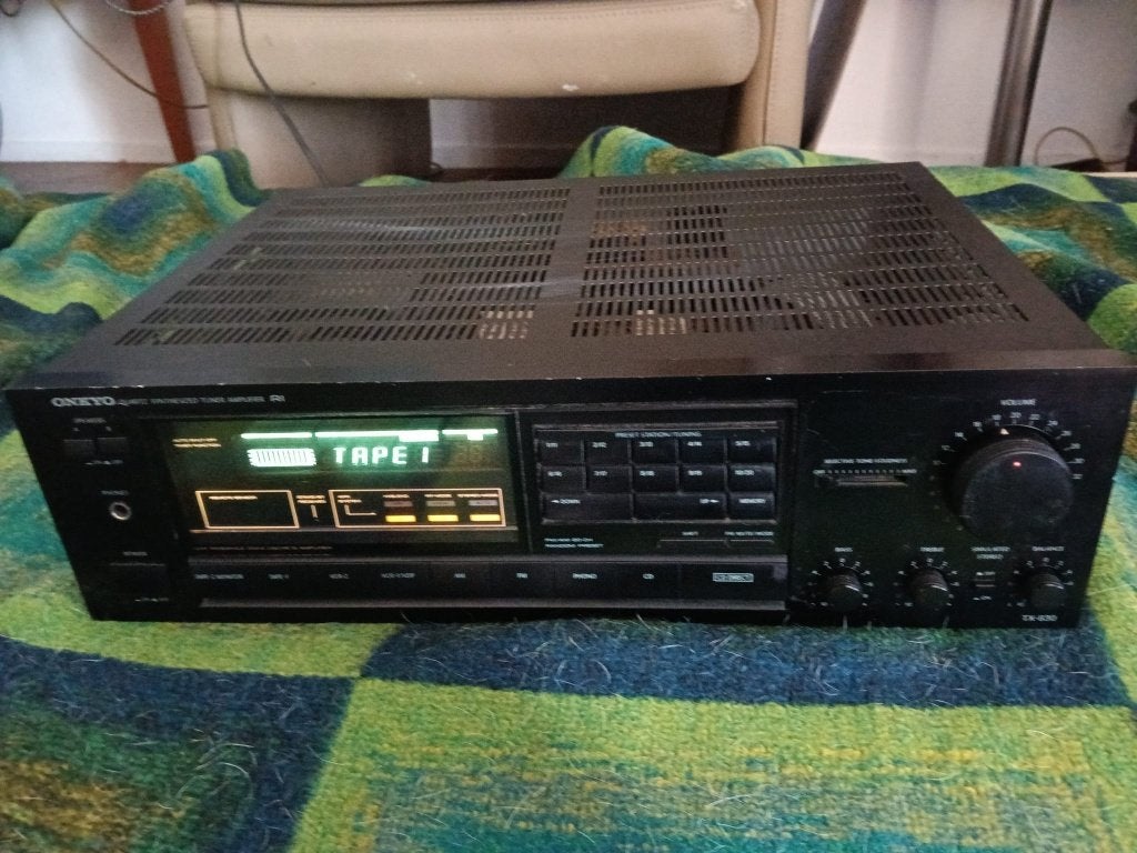Onkyo TX 830 versterker, Ophalen of Verzenden, Gebruikt, 120 watt of meer, Overige merken