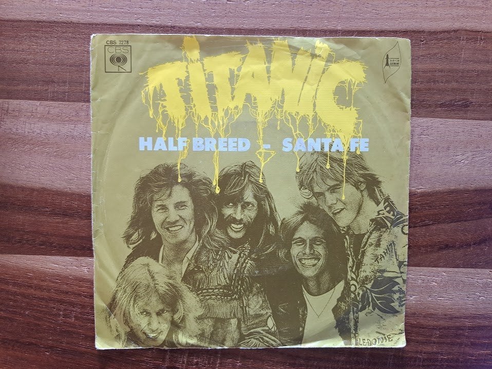 Titanic - Half Breed (single), Ophalen of Verzenden, Gebruikt, Pop