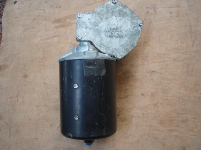 Ruitenwissermotor Bosch EHP24 0 390 442056, Ophalen of Verzenden, Gebruikt, Mercedes-Benz, Ruiten en Toebehoren