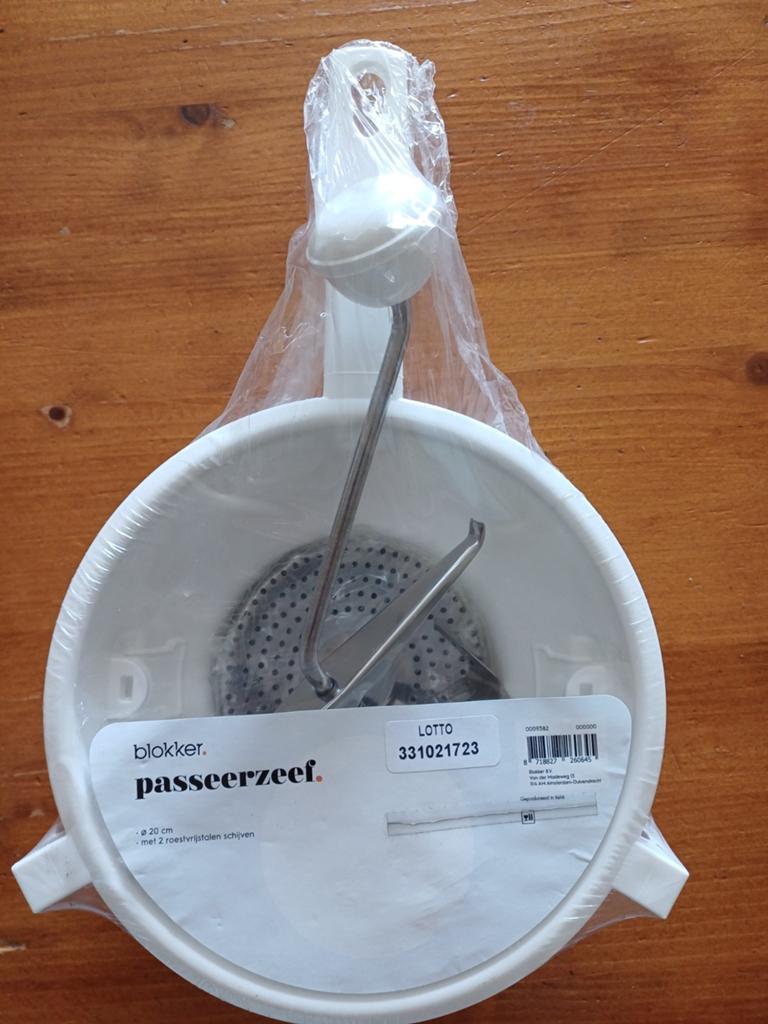 Zeef Passeerzeef 20 cm - Blokker, Huis en Inrichting, Overige typen, Kunststof, Nieuw, Ophalen of Verzenden