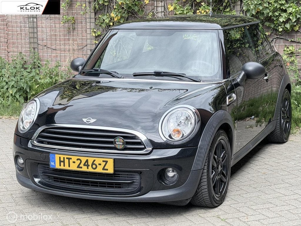 Mini Mini 1.6 One MINIMALIST Chili Airco 16 Inch LM R56, Voorwielaandrijving, 40 €/maand, Euro 6, 4 cilinders