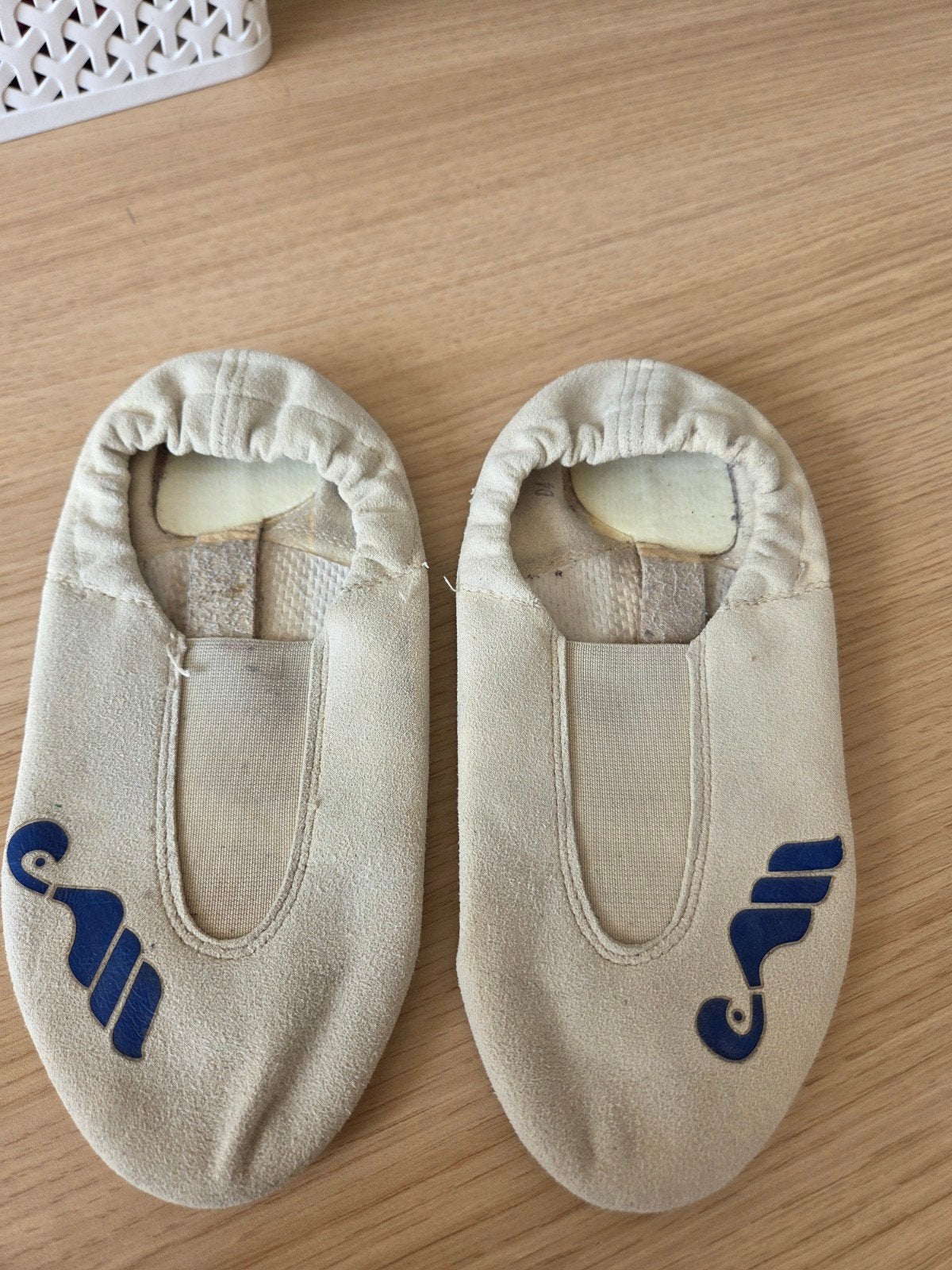 Turnschoentjes maat 35 - Moreau, Sport en Fitness, Turnen, Maat 36 t/m 42, Ophalen of Verzenden, Gebruikt, Turnschoenen