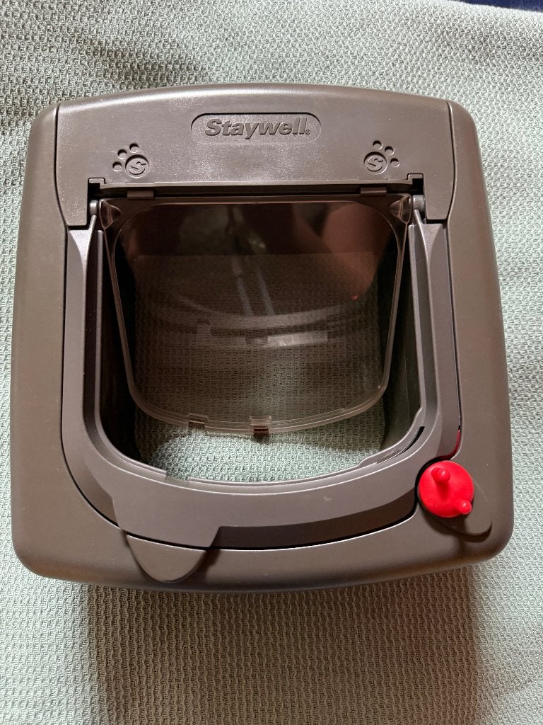 Kattenluik Staywell, Dieren en Toebehoren, Ophalen of Verzenden, Zo goed als nieuw