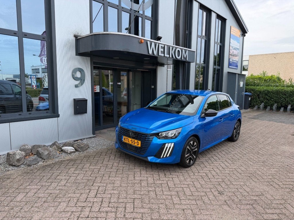 Peugeot 208 1.2 PureTech Allure 100PK Leder, Navi, Carplay/A, Voorwielaandrijving, 101 pk, Gebruikt, Met garantie (alle)