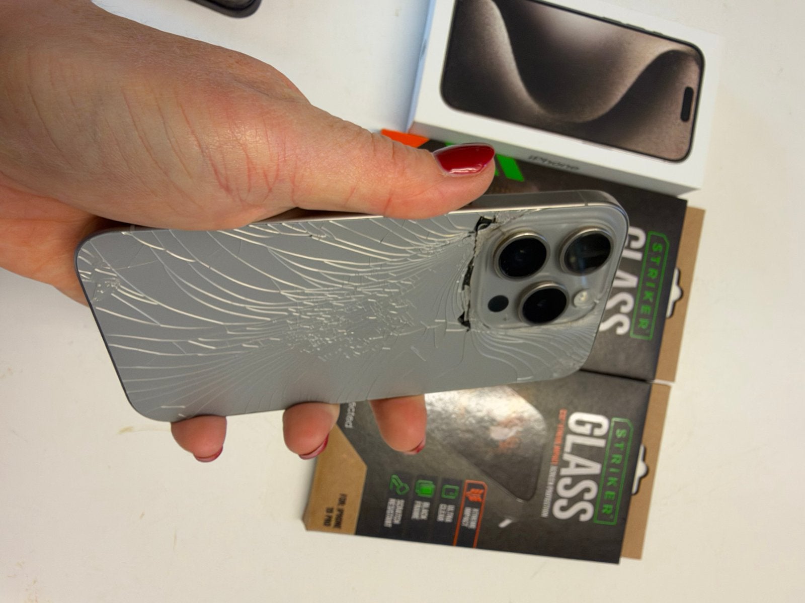 Foto 10 van iPhone 15 Pro 128GB – 87% batterij