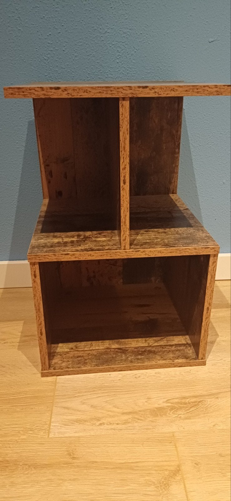zo goed als nieuw nachtkastje in rustieke, oud houten stijl, Huis en Inrichting, Ophalen, Minder dan 45 cm, 55 tot 70 cm, Zo goed als nieuw