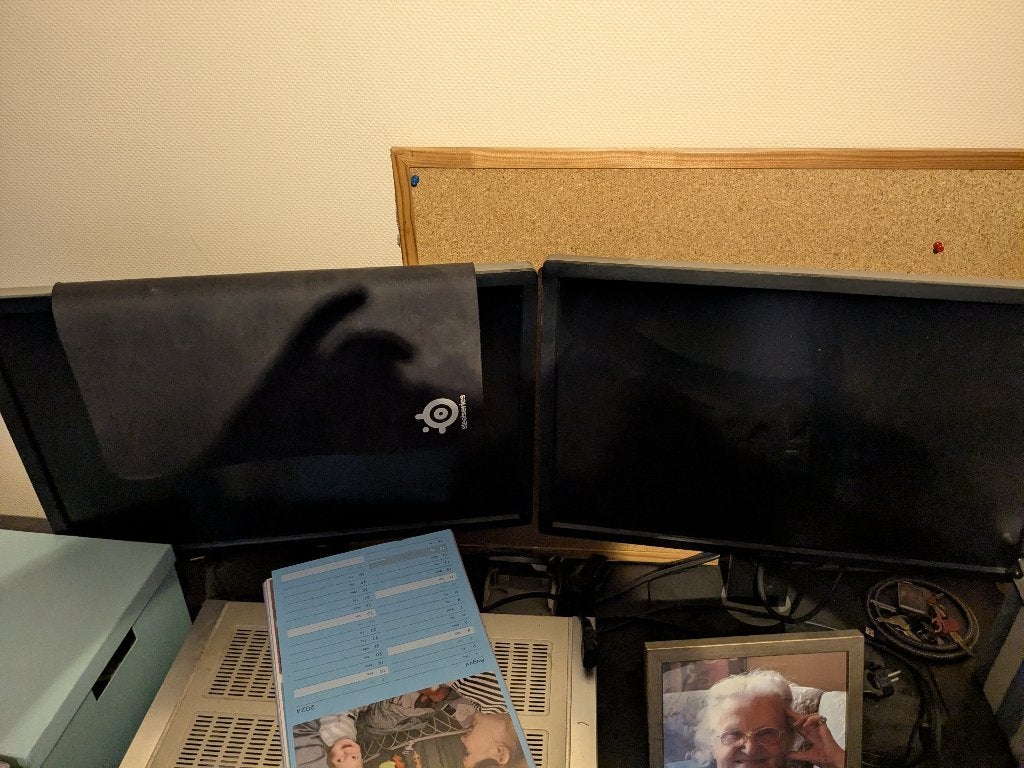 2x Dell UltraSharp U2412M 24 inch IPS-monitor, Computers en Software, Ophalen, Gebruikt, IPS, Overige resoluties