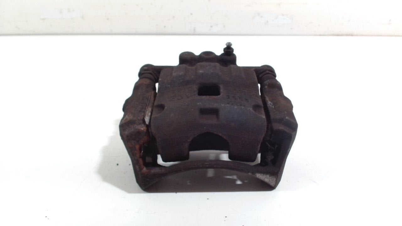 Remklauw links voor Ford Fiesta, Onderdelen@venauto.nl, Van der Ven Autorecycling B.V., Gebruikt, Ettenseweg 76, 4706 PB Roosendaal, The Netherlands