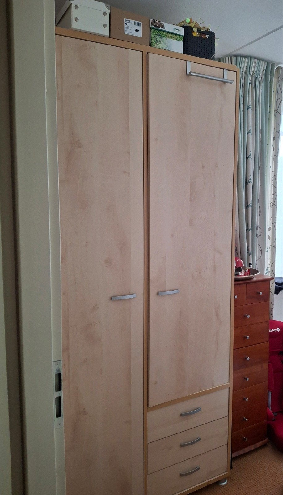 kleding kast, beuken, 100 tot 150 cm, 100 tot 150 cm, Zo goed als nieuw, Overige houtsoorten