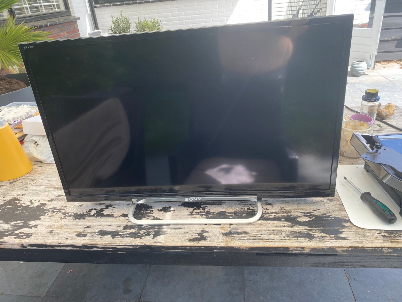 Sony televisie 32 inch met hdmi, voet en wandbeugel, Ophalen, Gebruikt, 50 Hz, Sony