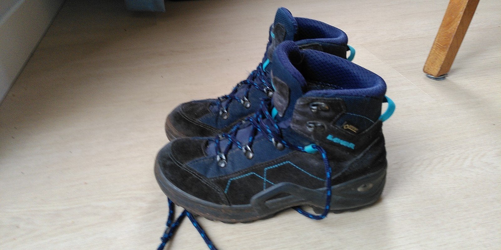 Wandelschoenen Lowa, maat 35, Gebruikt, Lowa, Jongen of Meisje, Overige typen