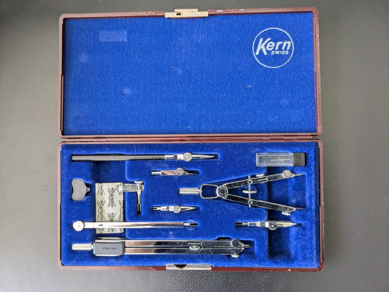 Kern Siss passer doos T 213 K, Antiek en Kunst, Antiek | Gereedschap en Instrumenten, Ophalen