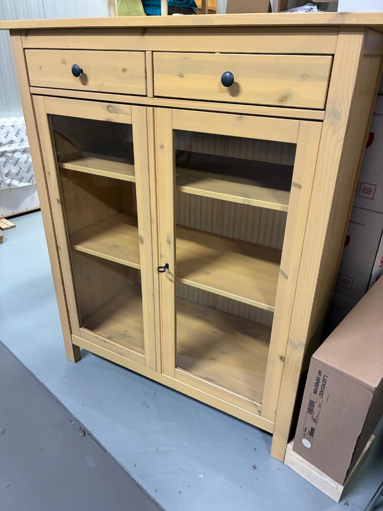 Hemnes kast, Ophalen, Gebruikt, Met deur(en), 50 tot 100 cm