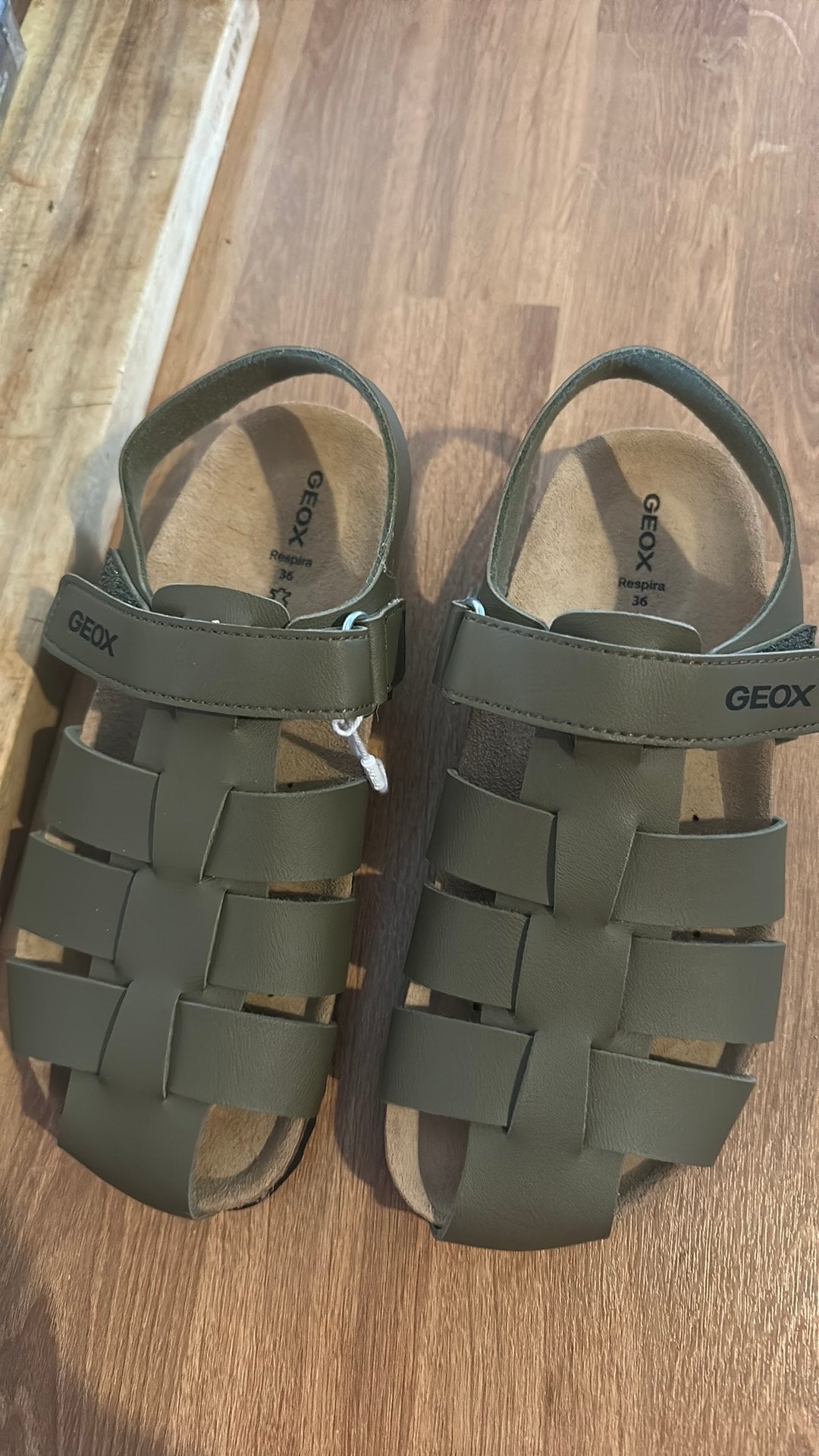 Nieuwe sandalen maat 36 geox, Ophalen, Zo goed als nieuw, Meisje, Overige typen