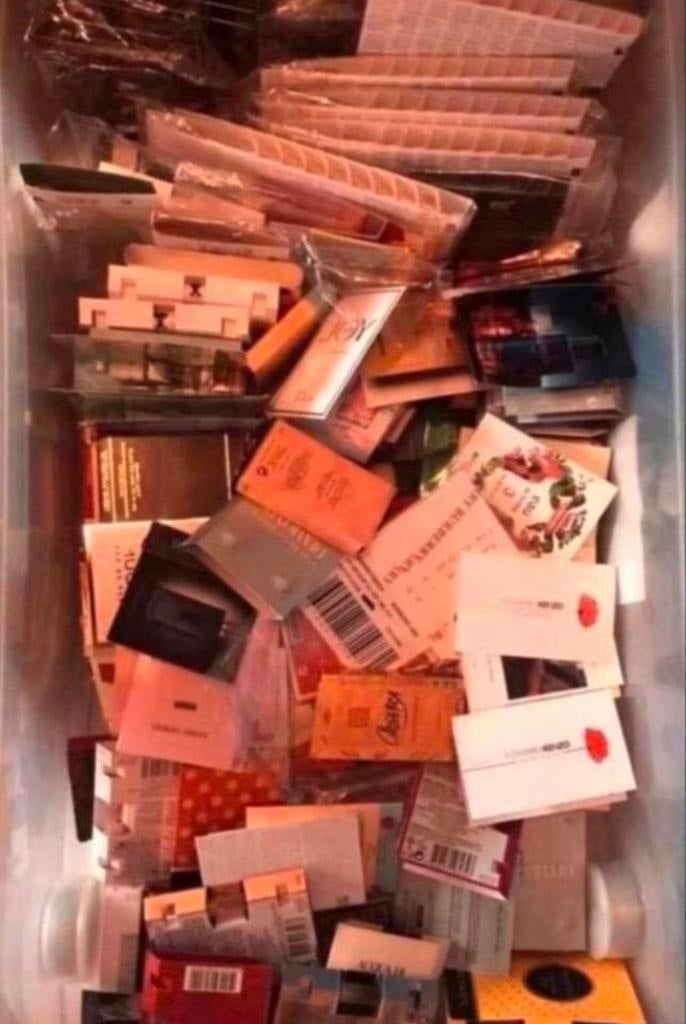 250 parfum proefjes van bekende merken in 1 lot, Verzenden, Nieuw