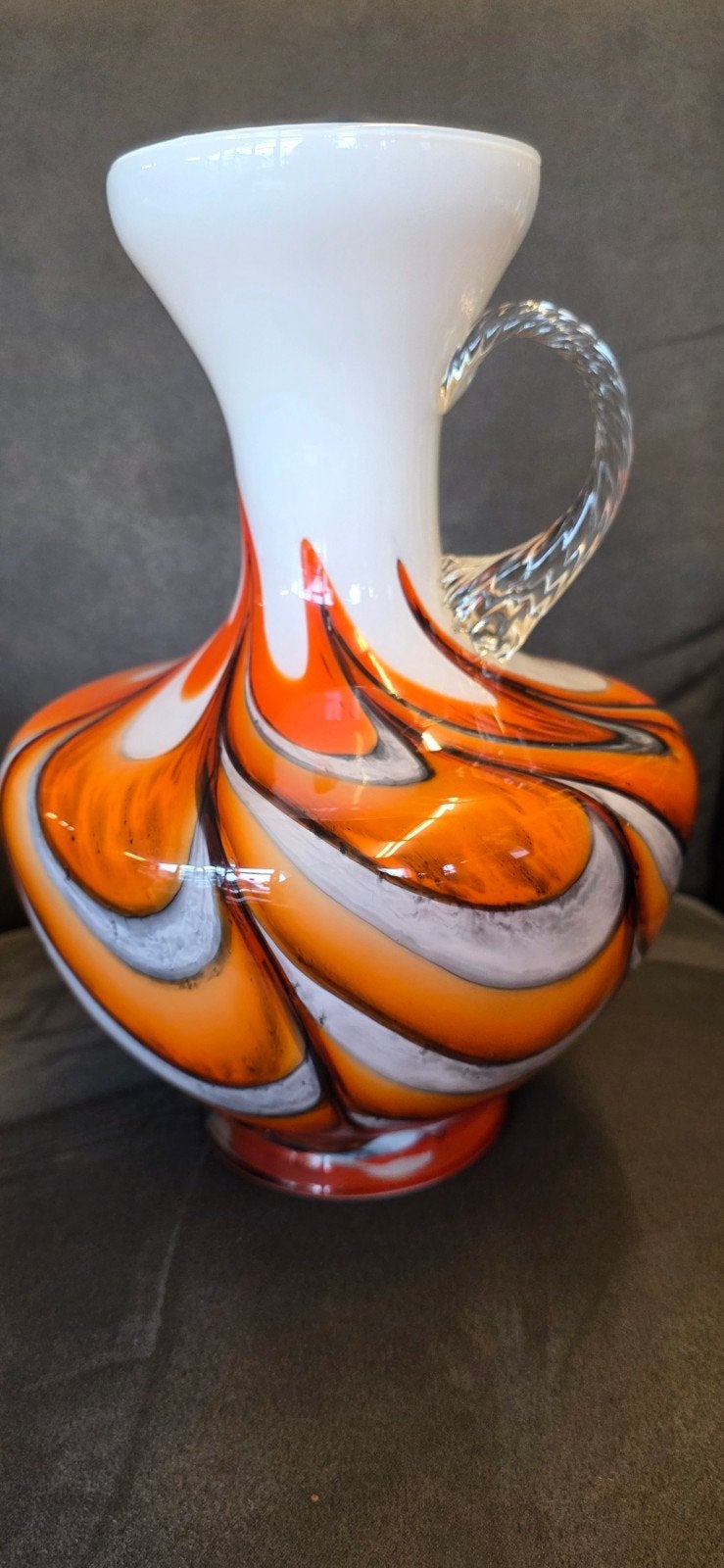 Prachtige vintage Murano glazen kan in oranje en wit, Ophalen