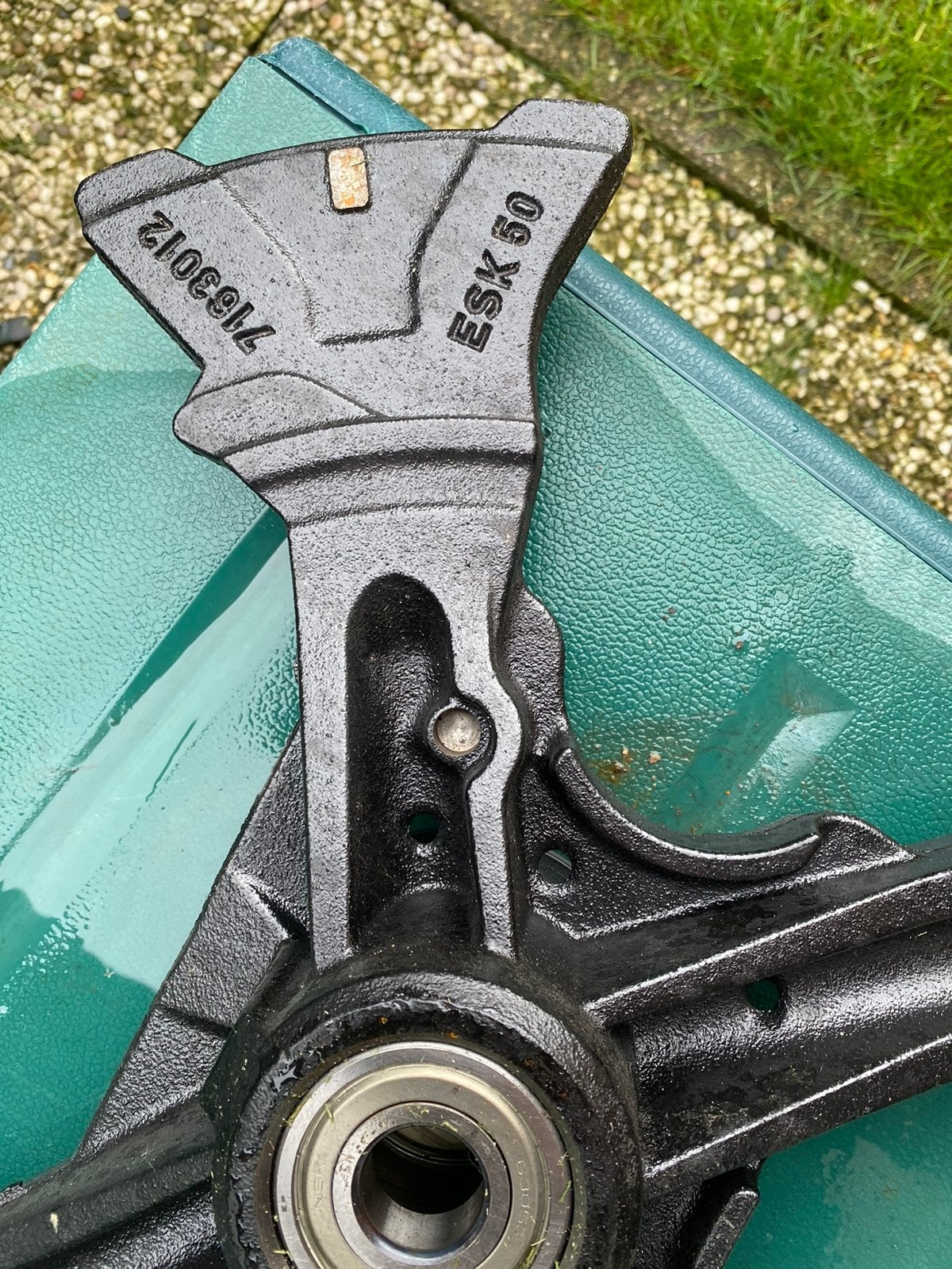 Giet ijzeren lager kruis van Miele wasmachine, 1200 tot 1600 toeren, Gebruikt, Ophalen of Verzenden, Voorlader