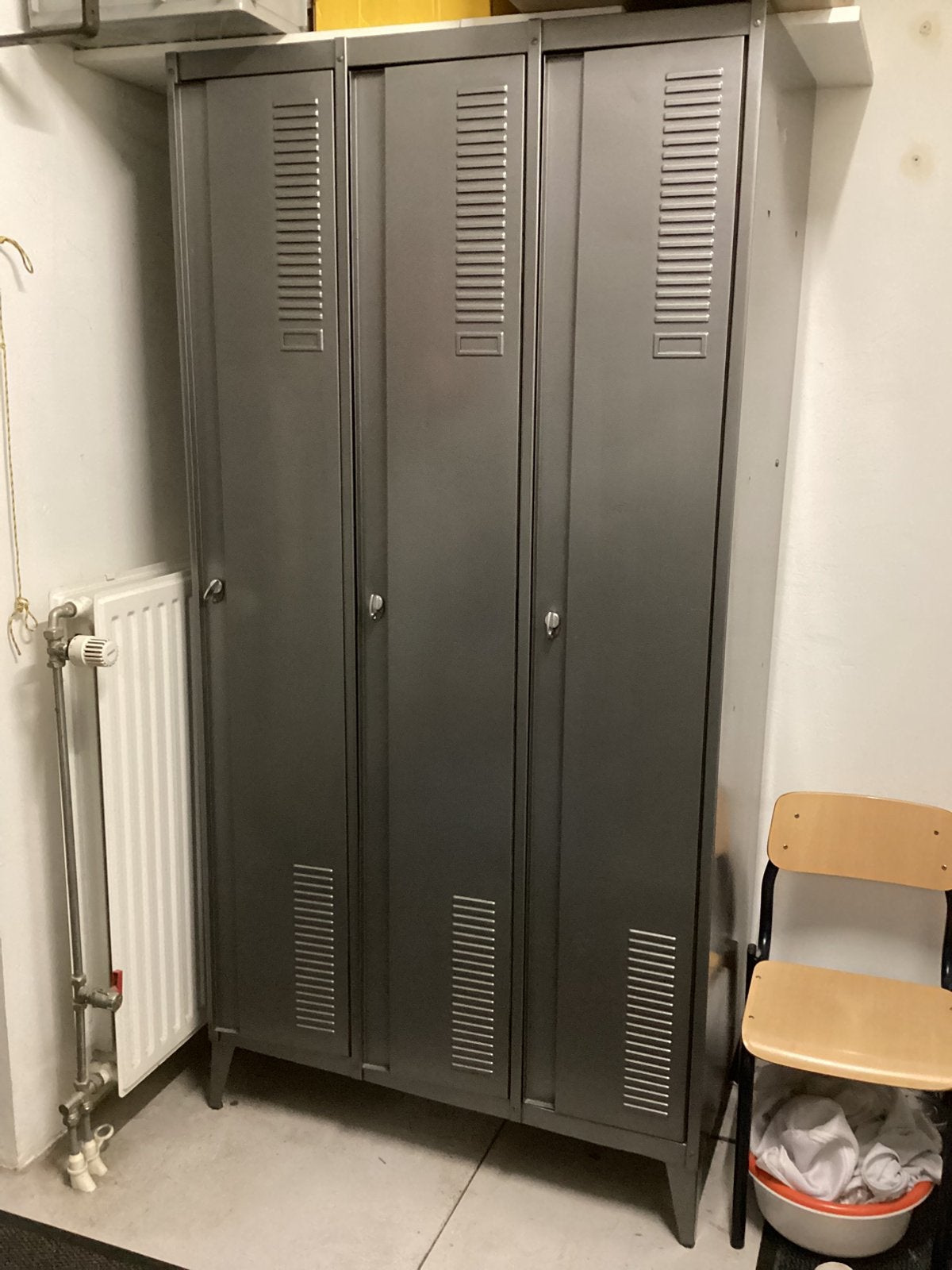 Metalen lockerkast, Ophalen, Gebruikt