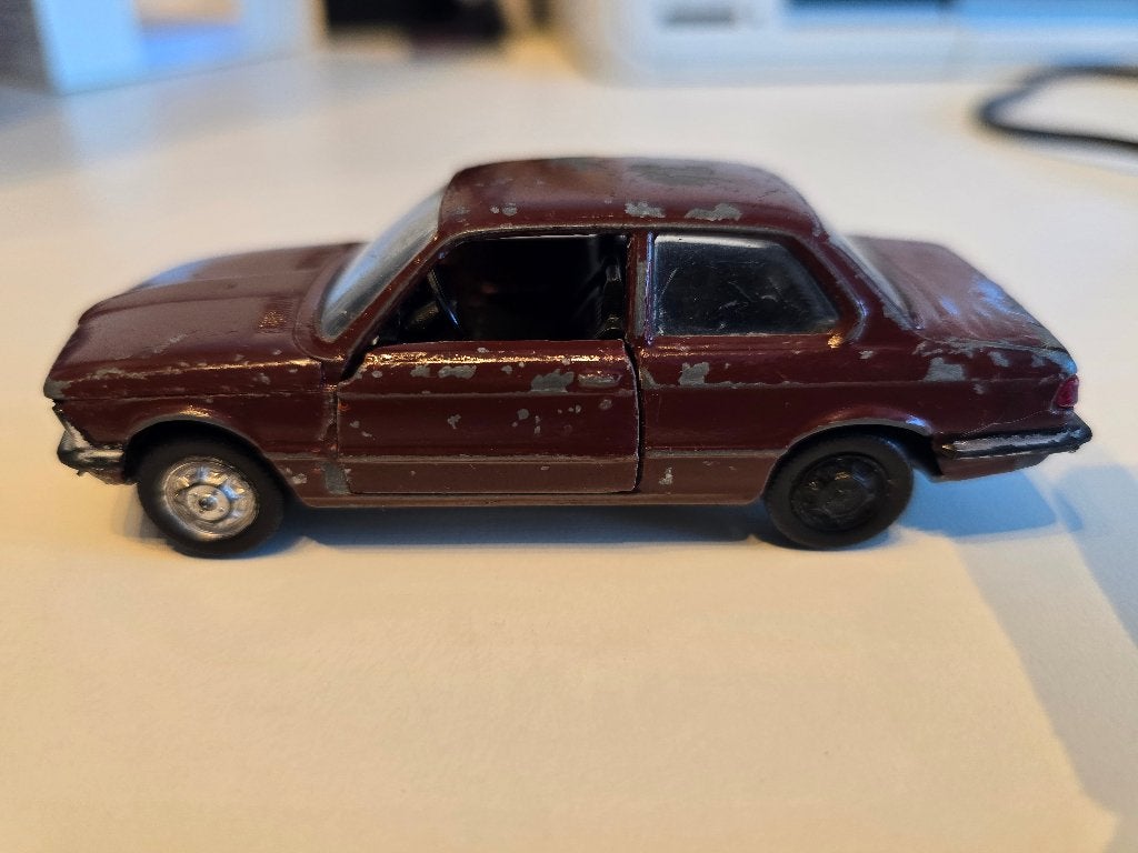 BMW 3 serie e21 , schuco model, Hobby en Vrije tijd, Modelauto's | 1:43, Ophalen of Verzenden, Gebruikt, Auto, Schuco