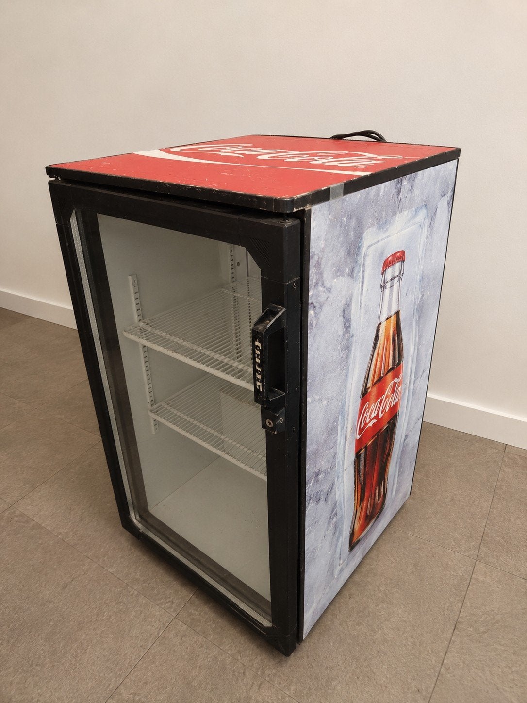 Coca-Cola mini koelkast met lichte beschadigingen, Ophalen of Verzenden, Minder dan 75 liter, Zonder vriesvak, Gebruikt