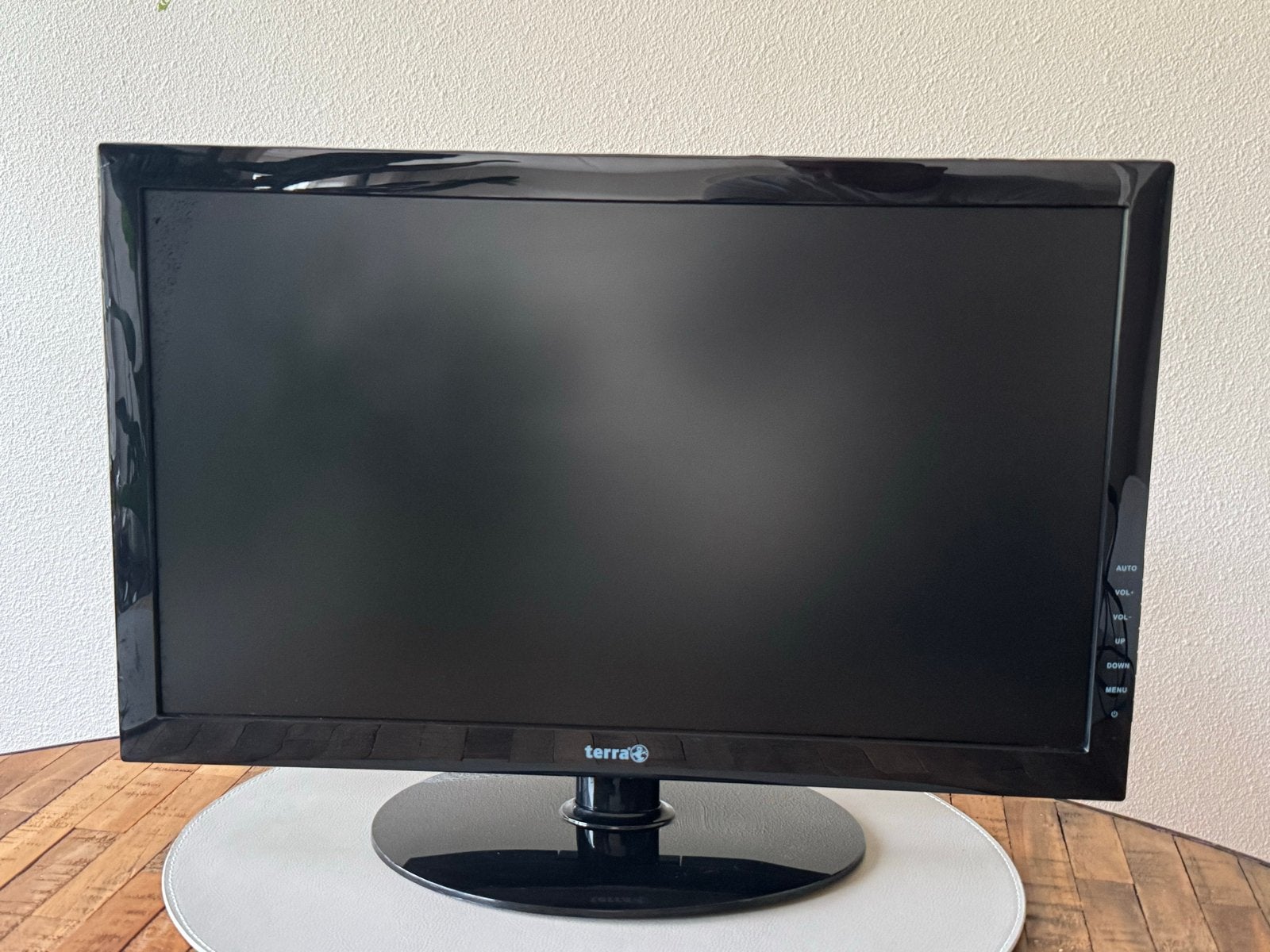 Terra LCD/LED 2250W Computerscherm - Gebruikt, prima staat, Computers en Software, Ophalen of Verzenden, Gebruikt, DVI, LED