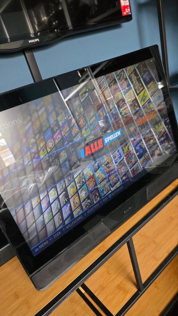 Medion Touchscreen PC met Batocera, Overige modellen, Ophalen of Verzenden, Zonder controller, Gebruikt