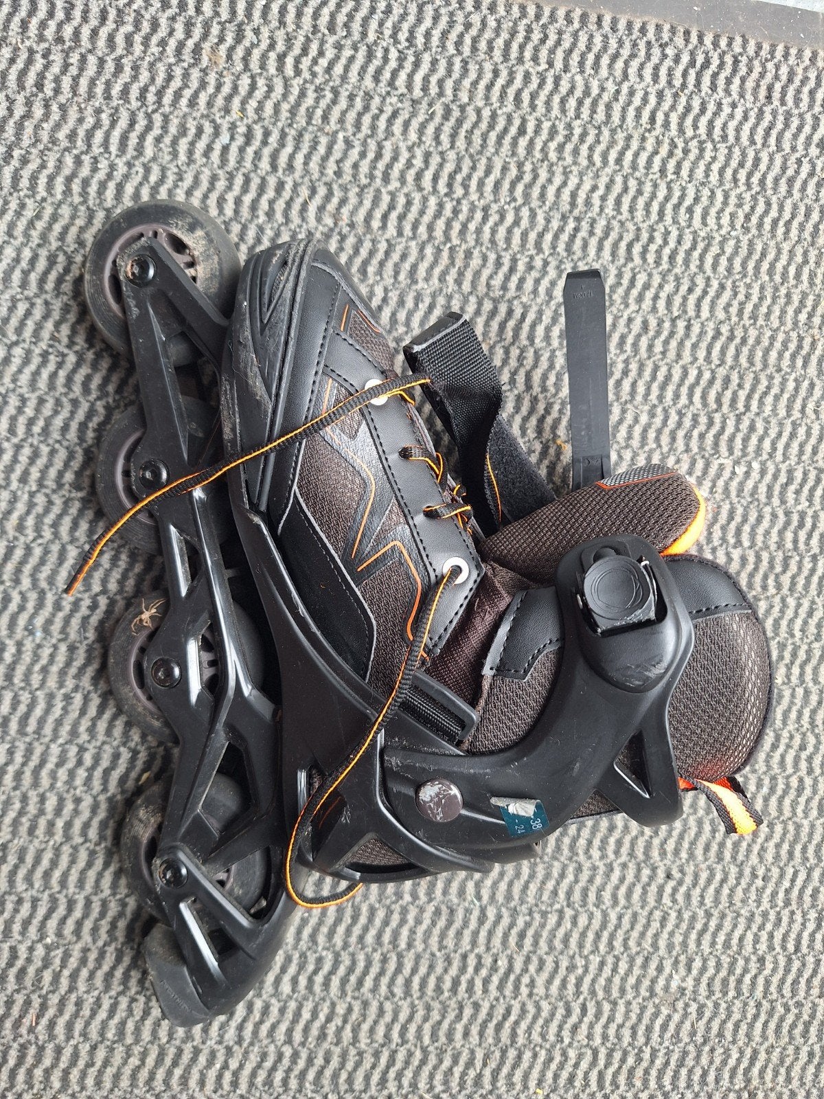 Inline skates maat 35-38 met beschermers, Ophalen