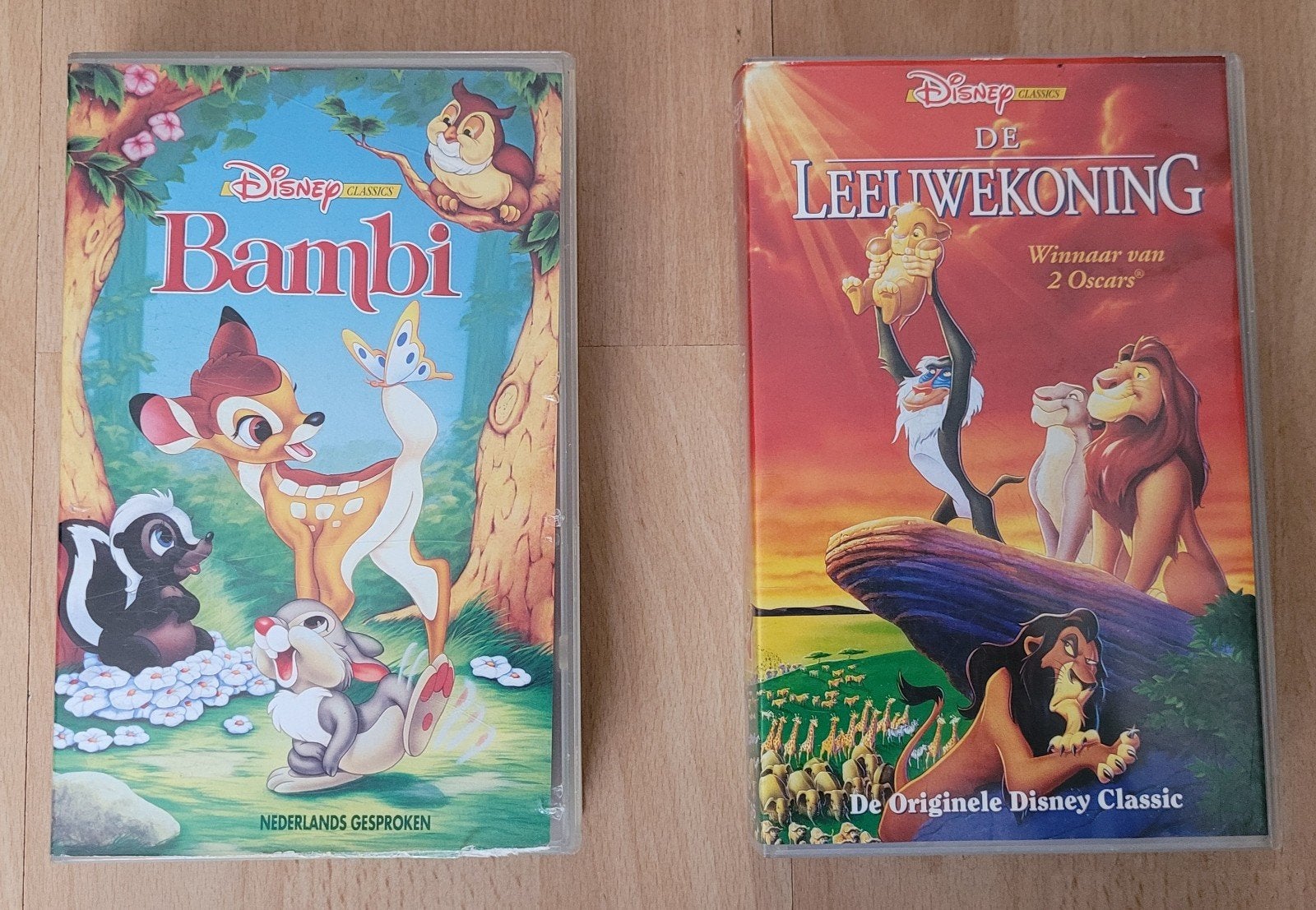2 Disney videobanden NL Samen 7,50, Gebruikt, Tekenfilm, Alle leeftijden, VHS