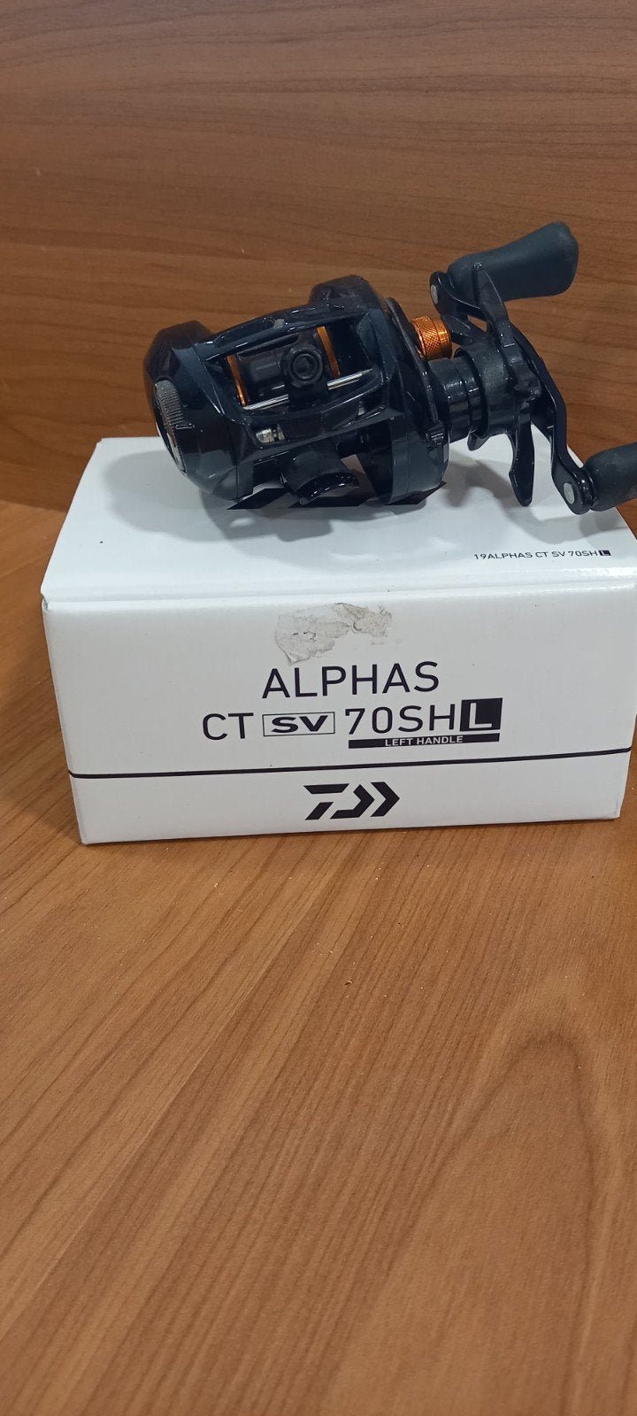 Daiwa Alphas CT-sv 70SHL linkshandige reel, Watersport en Boten, Hengelsport | Roofvissen, Molen, Nieuw, Ophalen of Verzenden