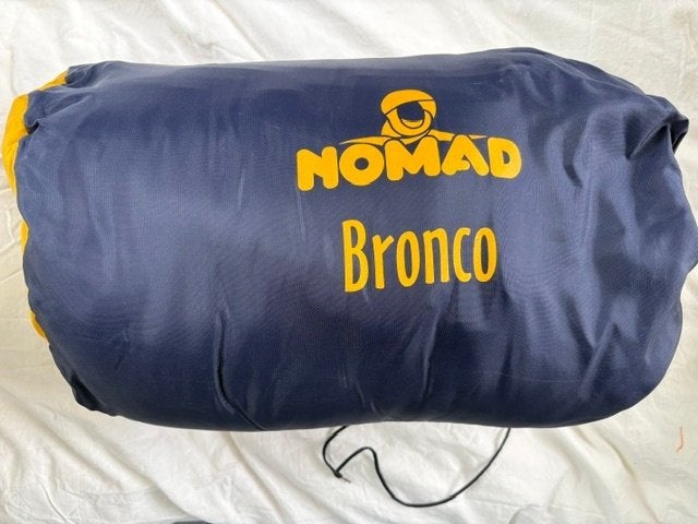 2x Nomad Bronco Slaapzak 205 cm incl. Hoes - Nette Staat, Caravans en Kamperen, Ophalen of Verzenden, Gebruikt