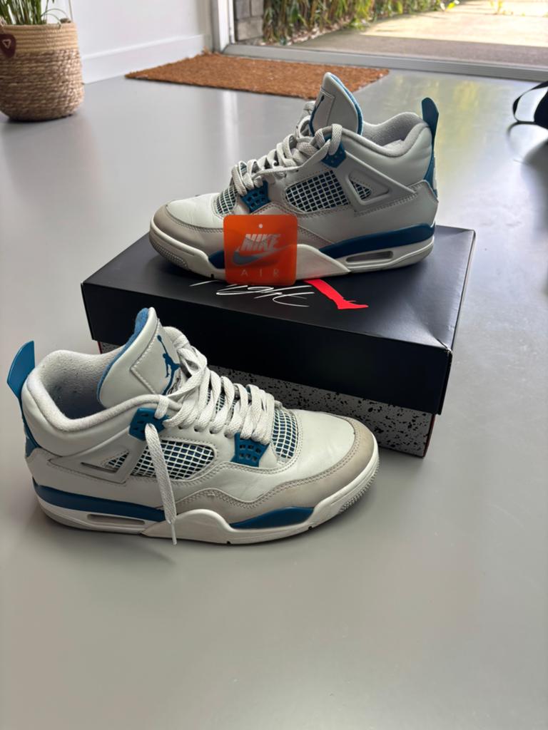Jordan 4 military blue maat 42.5, Kleding | Heren, Schoenen, Ophalen of Verzenden, Gedragen, Blauw