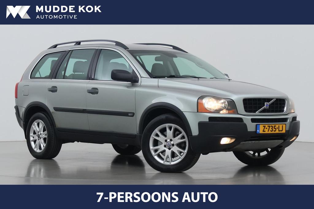 Volvo XC90 2.4 D5 AWD | 7P | Automaat | Trekhaak | Leder | N, Auto's, Stof, Gebruikt, 255 €/maand, 7 stoelen