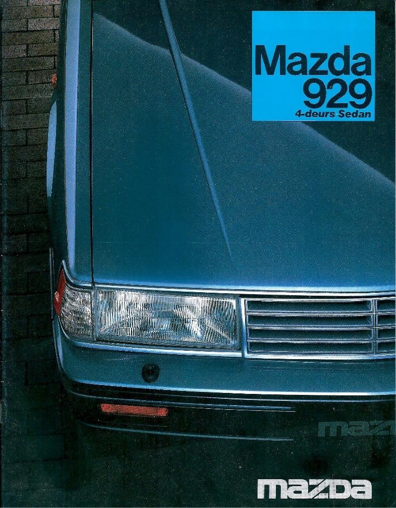 Folder Mazda 929 4-deurs sedan 1984, Ophalen of Verzenden, Gelezen, Mazda