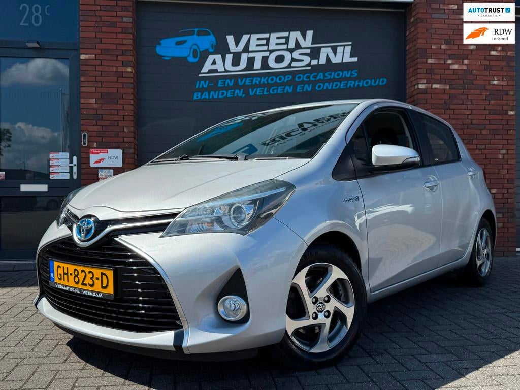Toyota Yaris 1.5 Hybrid Lease Camera Navi Lichtmetaal, 1497 cc, Gebruikt, Euro 6, 4 cilinders