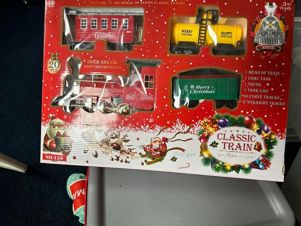 Kerst  trein nieuw 10 euro, Diversen, Kerst, Ophalen of Verzenden, Zo goed als nieuw