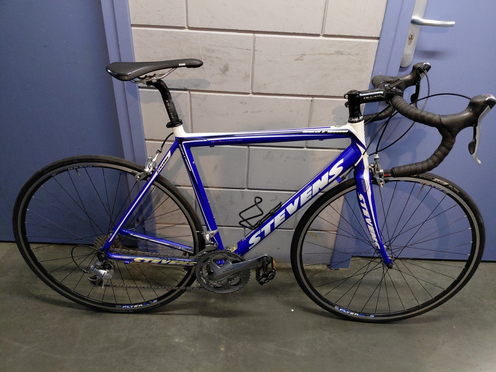 Stevens San Remo met Ultegra 56cm Nieuwstaat. ., 28 inch, Velgrem, Aluminium, Zo goed als nieuw