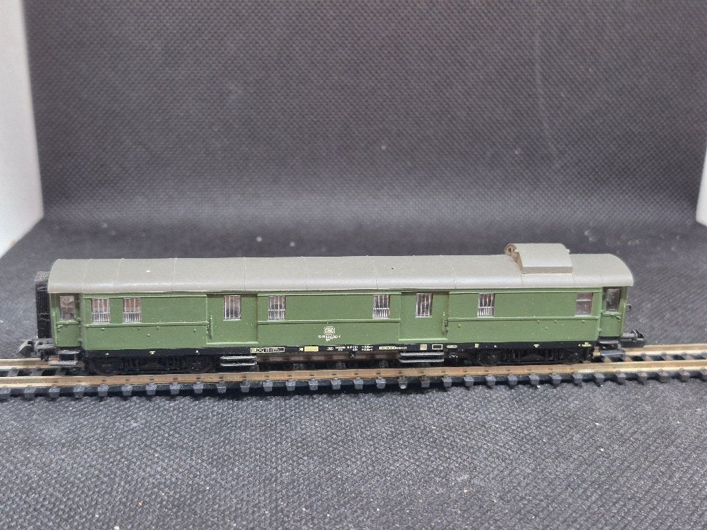 Roco 24258 - Bagagewagen Dye 973 (15811), Hobby en Vrije tijd, Gebruikt, Gelijkstroom, Wagon, Ophalen of Verzenden